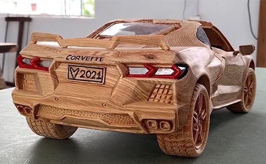 Siêu xe C8 Corvette bằng gỗ của Việt Nam nổi tiếng trên thế giới